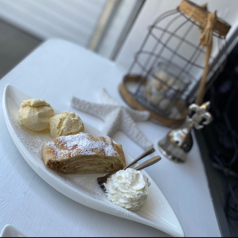 Apfelstrudel